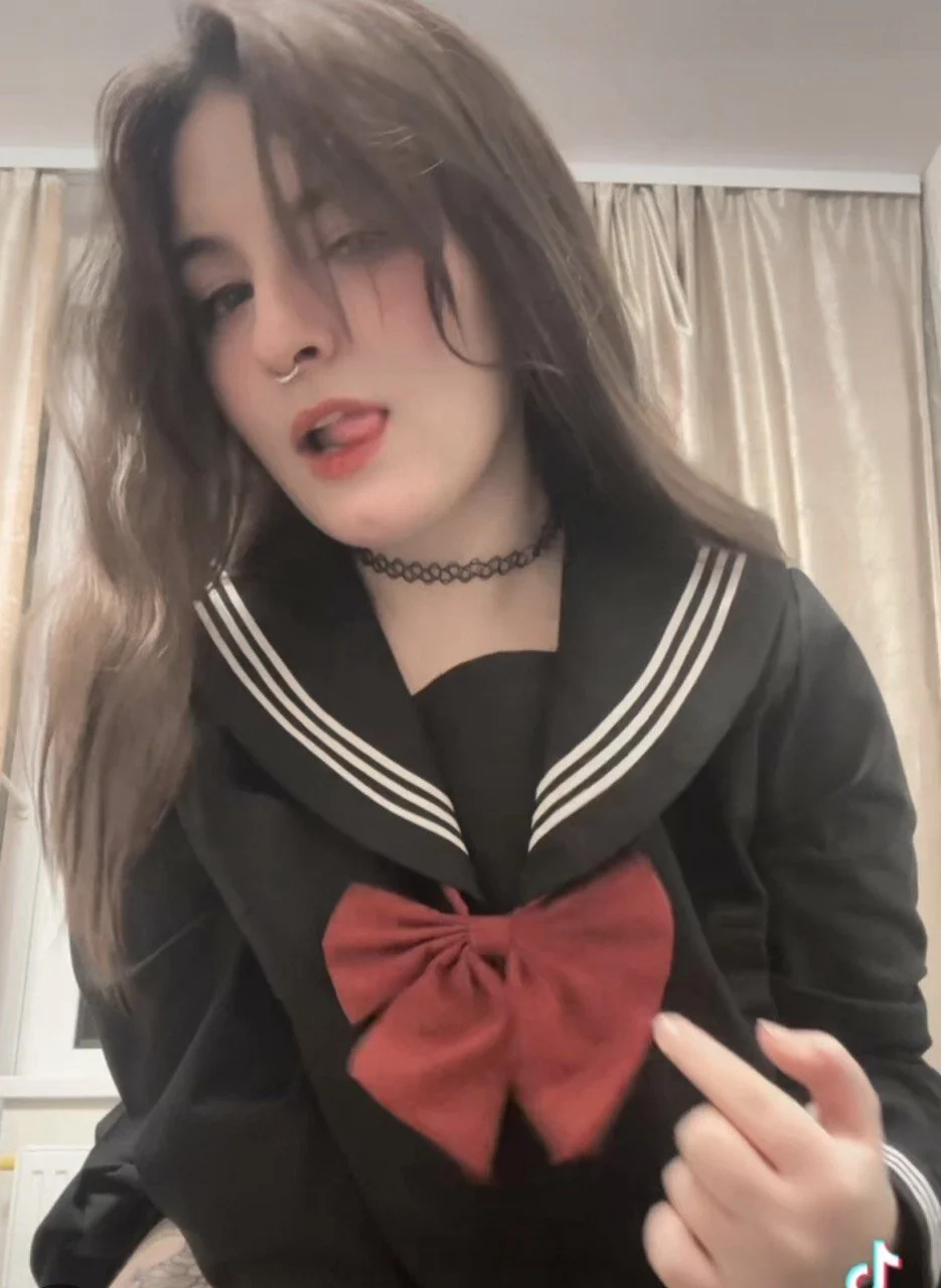 XXX Porn Photo of Nude Kira_Kuronero 12