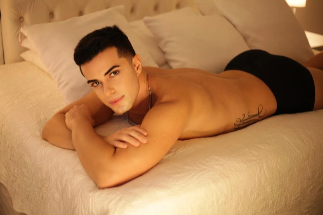 XXX Porn Photo of Nude mr_hunterx 44