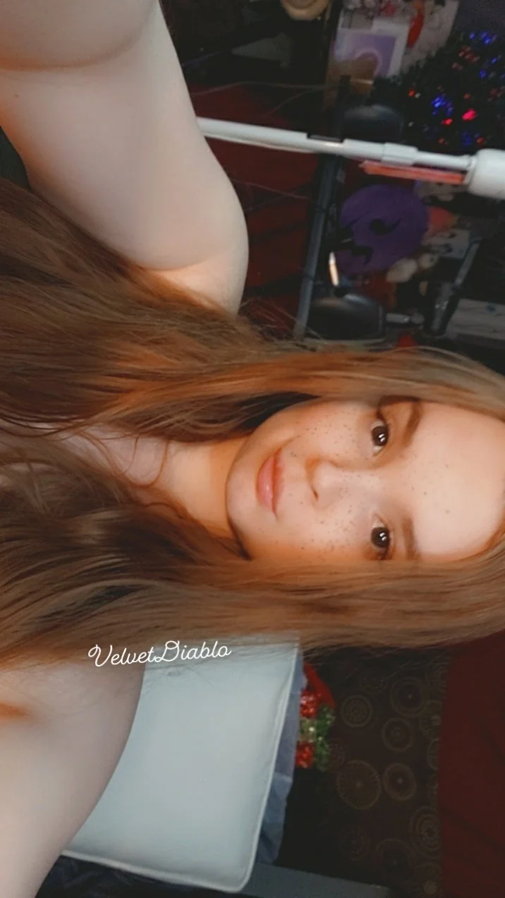 XXX Porn Photo of Nude VelvetDiablo 29