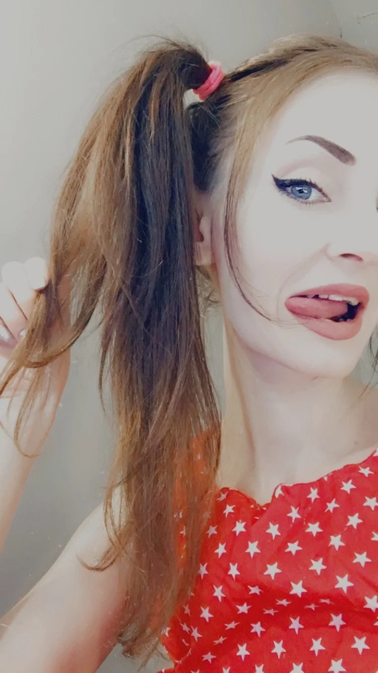 XXX Porn Photo of Nude ms_kelarini 7