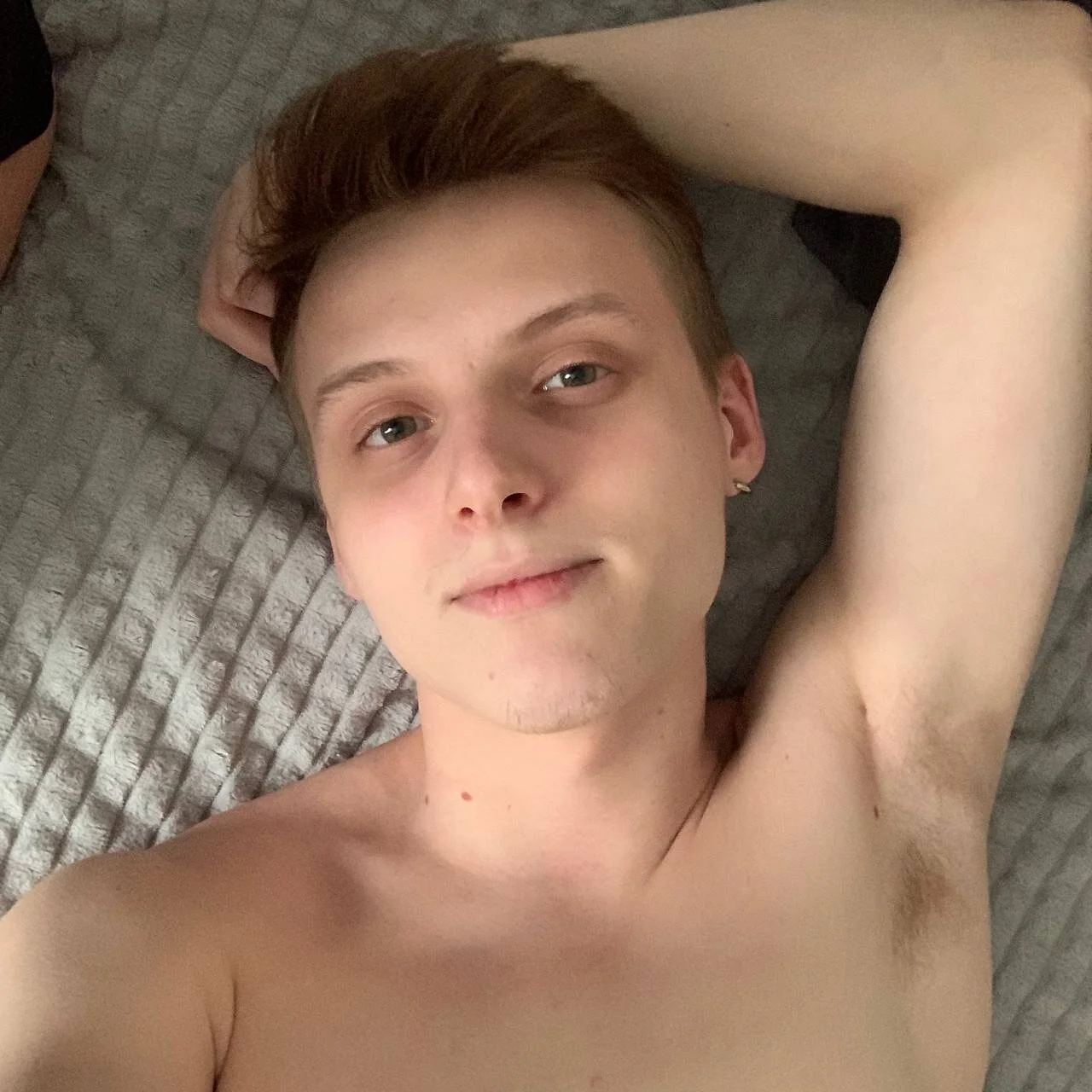 XXX Porn Photo of Nude Hey_Chrisss 3