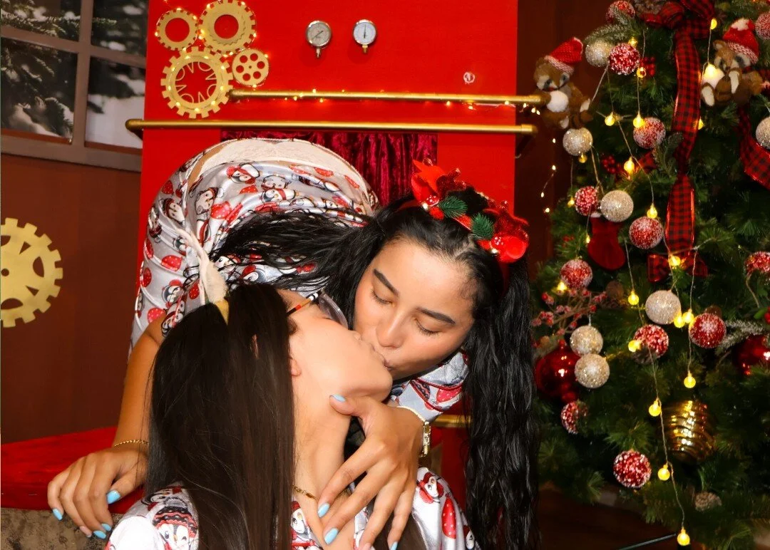 Dilan_and_Mia