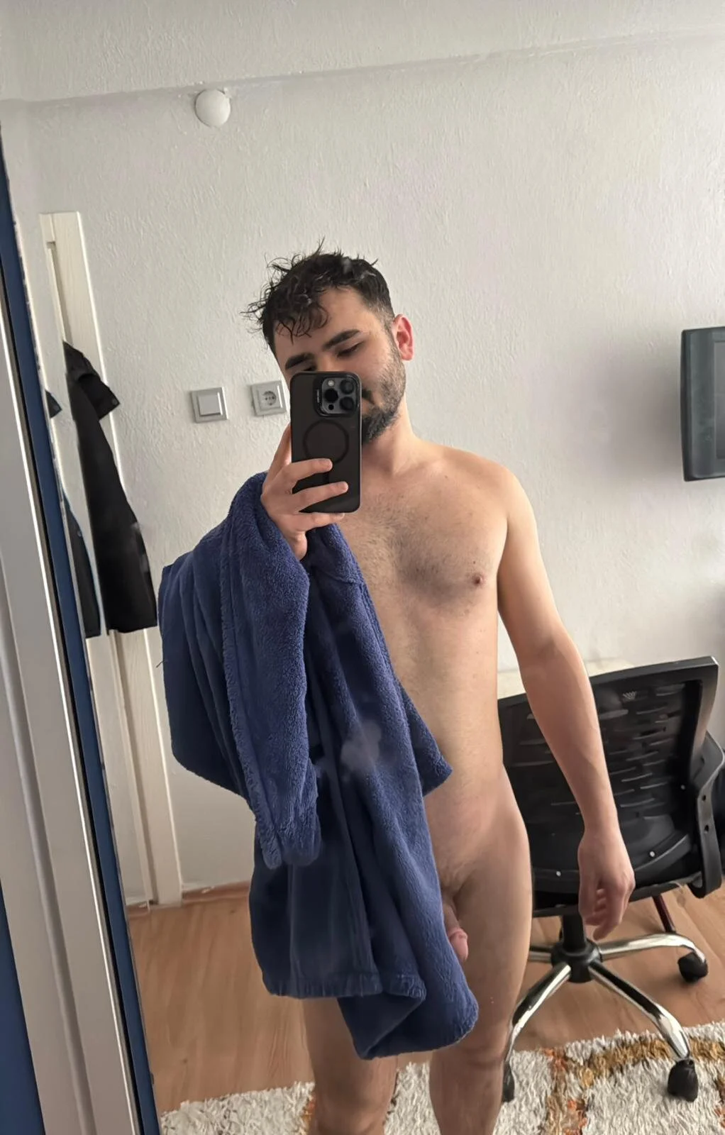 XXX Porn Photo of Nude s3xy_boost 1