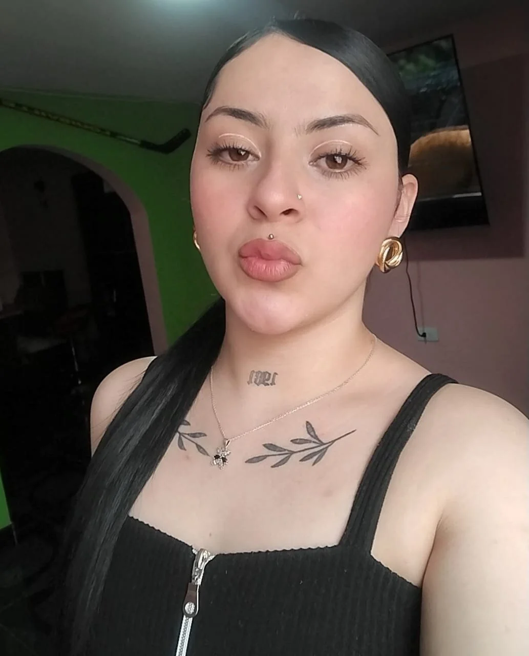 XXX Porn Photo of Nude Emmie_Hot 7