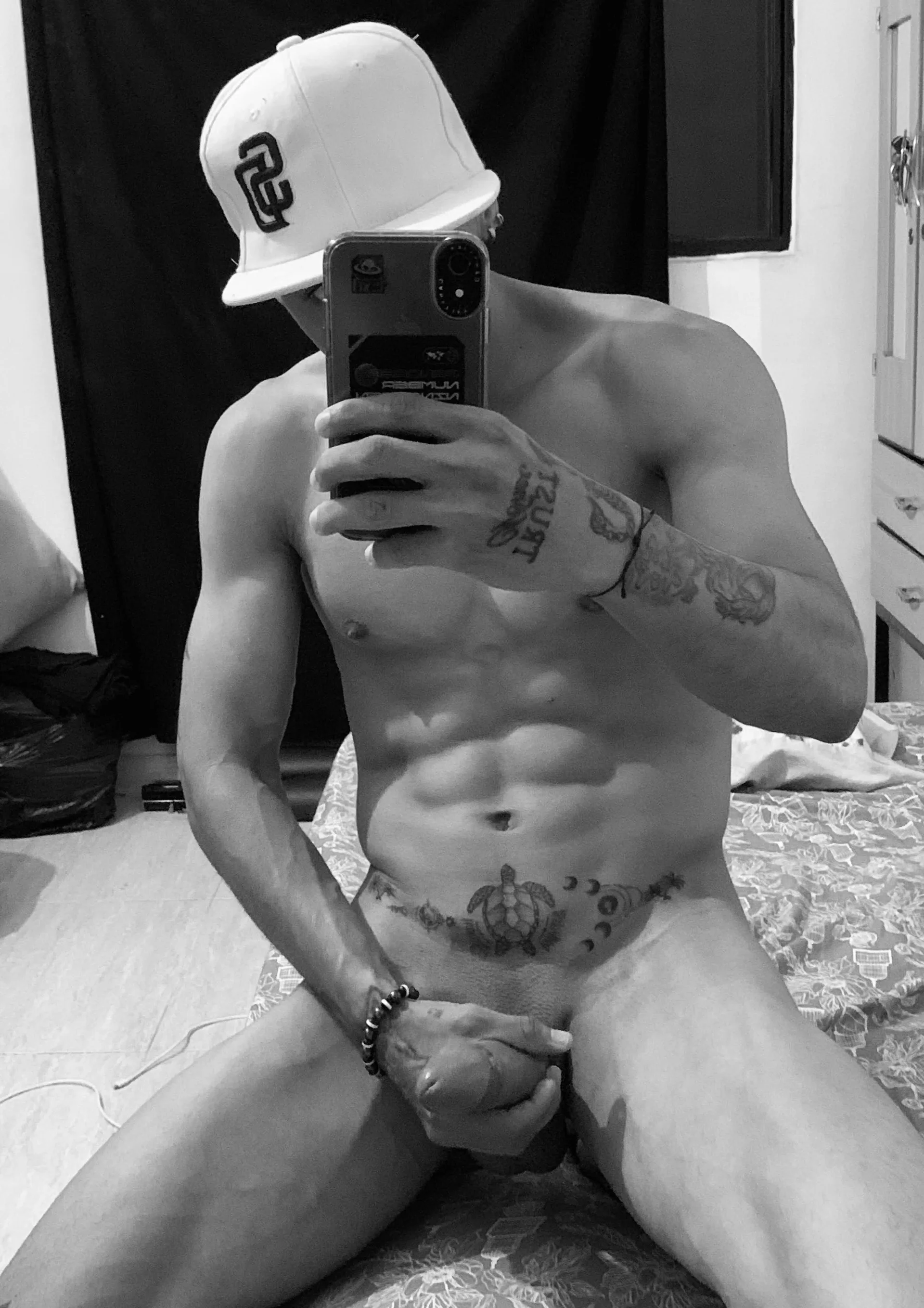 XXX Porn Photo of Nude Jersi_parker1996 15