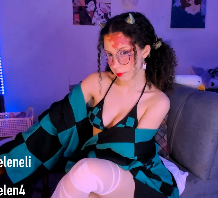 XXX Porn Photo of Nude bluelen 19