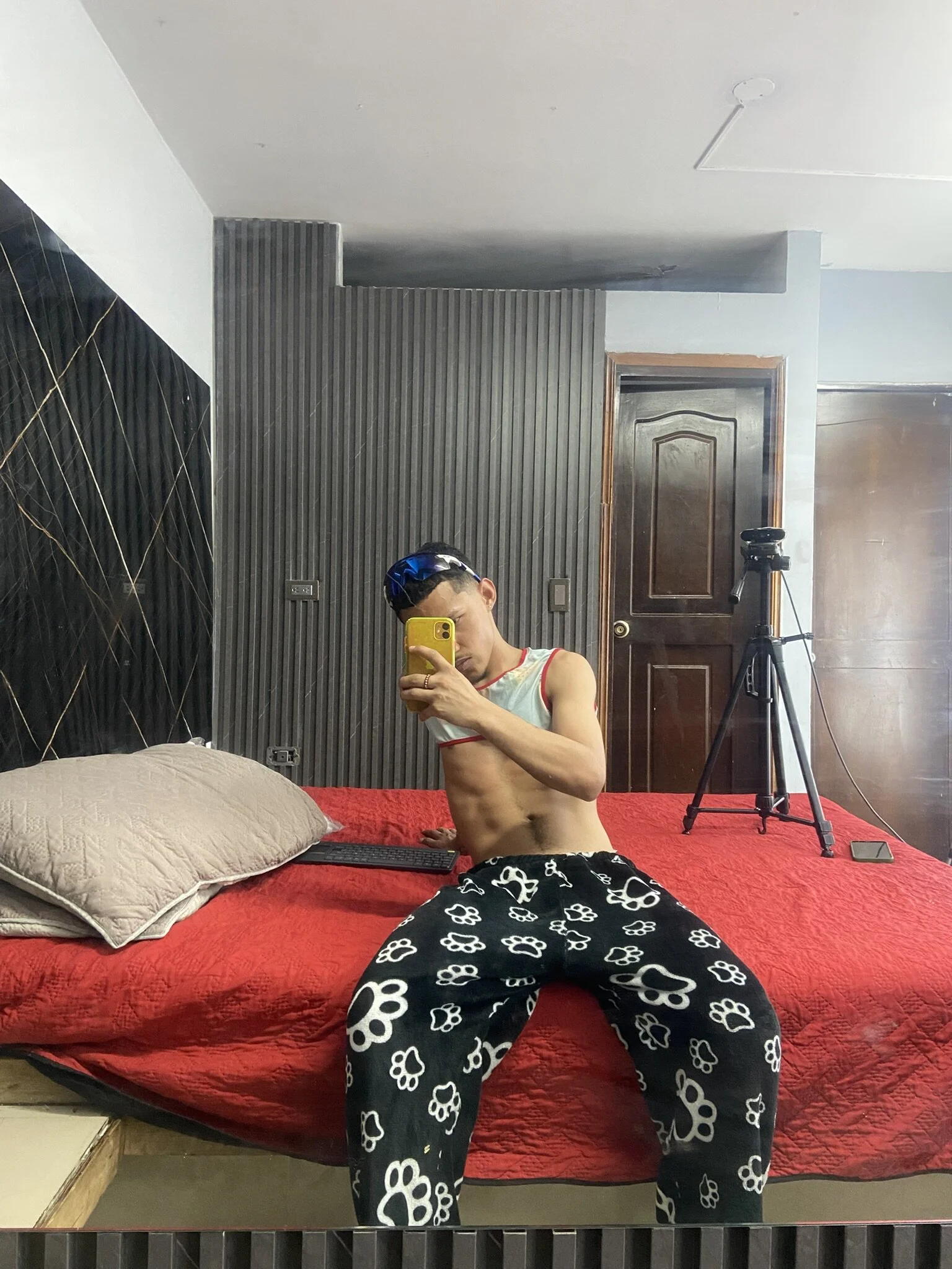 XXX Porn Photo of Nude Camilo_Contreras 9