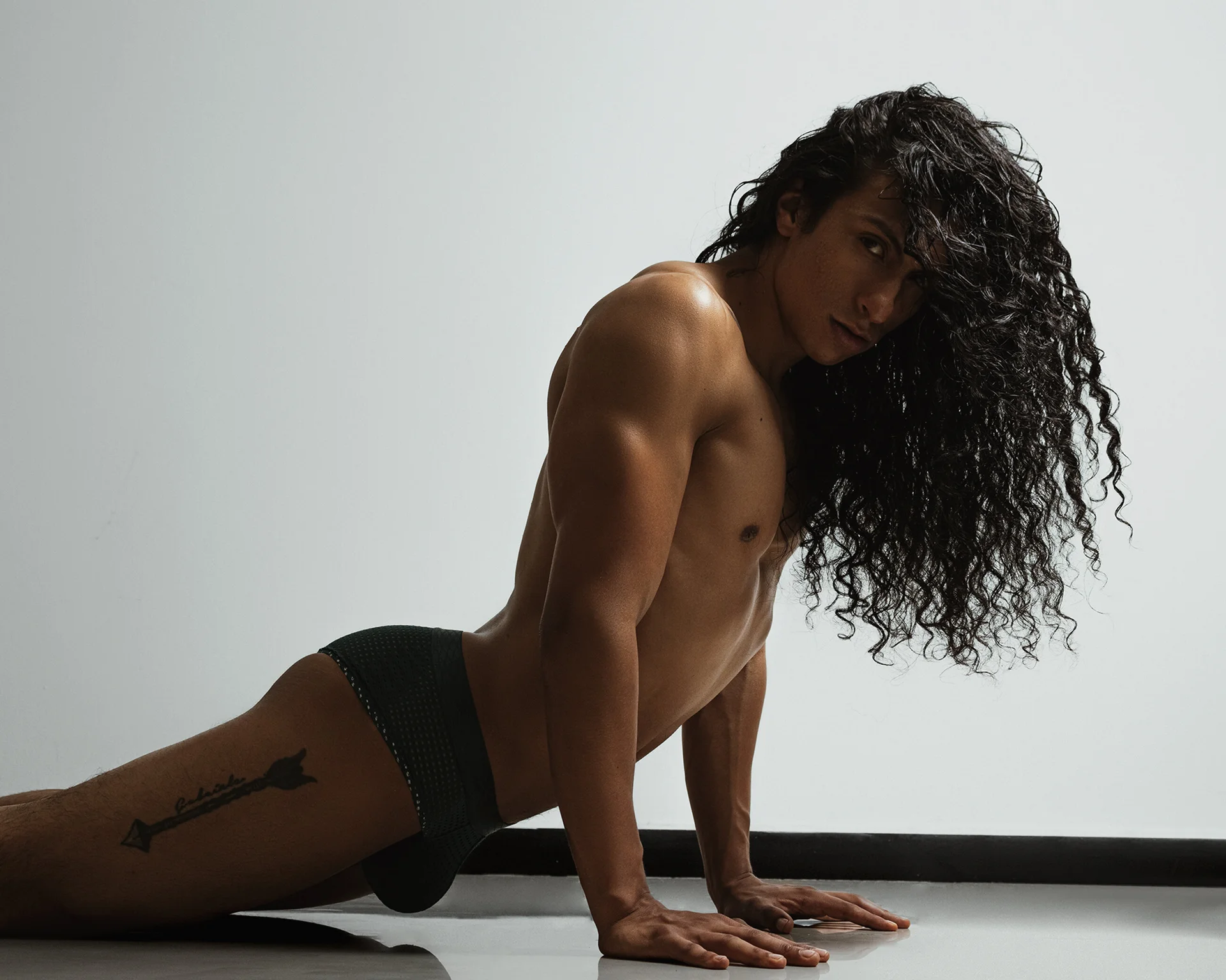 XXX Porn Photo of Nude ApoloCruz 12
