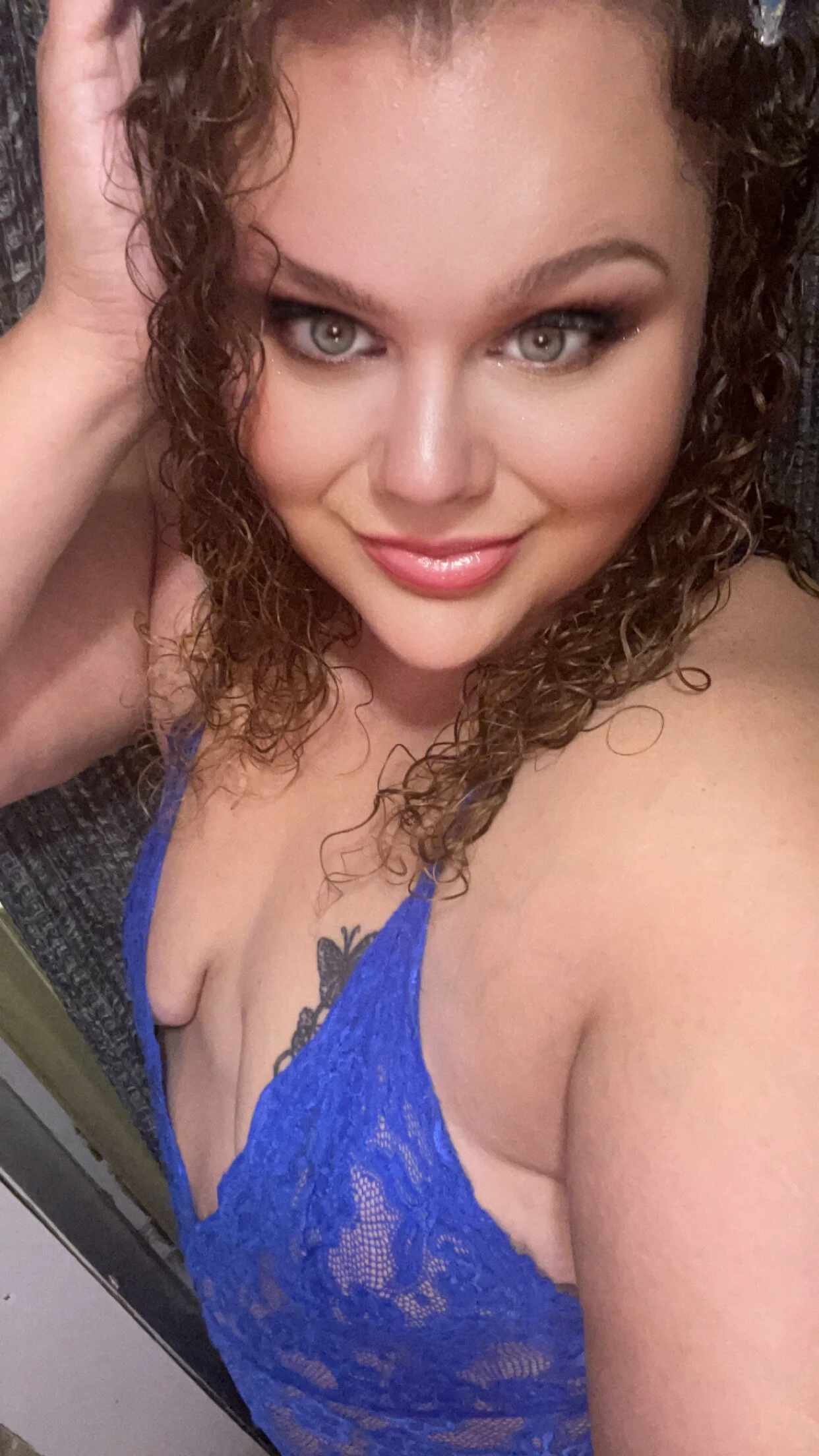 XXX Porn Photo of Nude Fatpussybigass 223