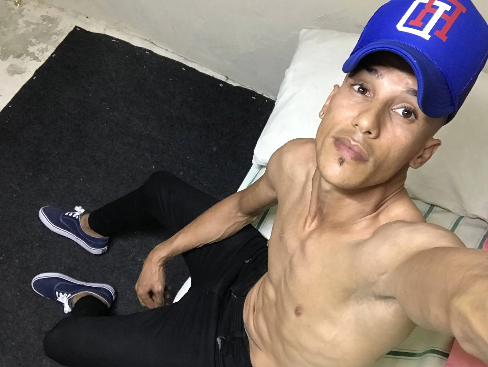 XXX Porn Photo of Nude PocaLibra 2