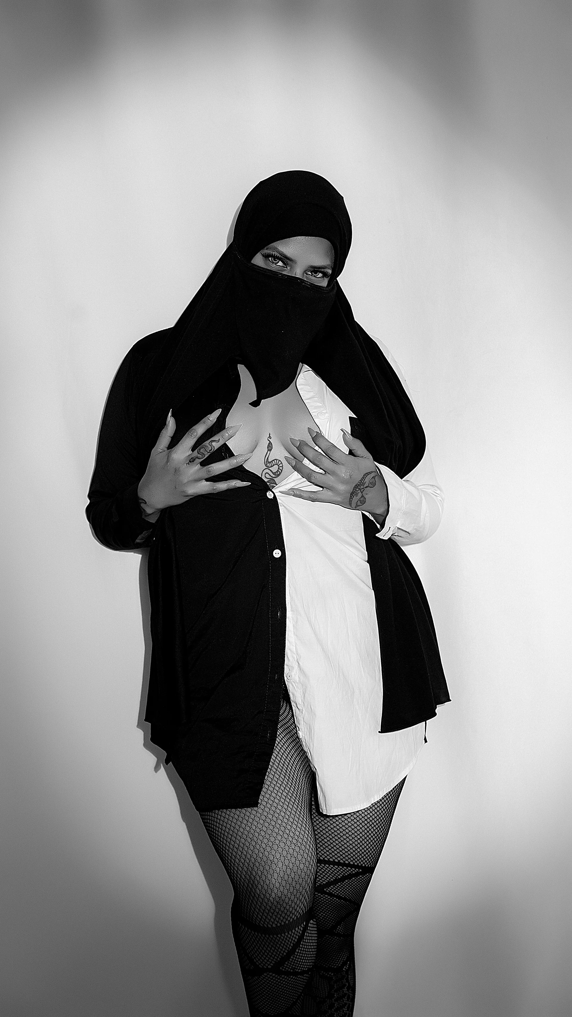 XXX Porn Photo of Nude zully_arab 74