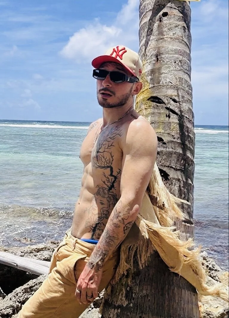 XXX Porn Photo of Nude jhonny_sulivan 18