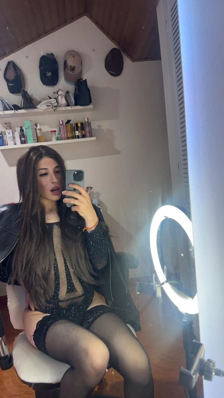 XXX Porn Photo of Nude Luna-rose 2