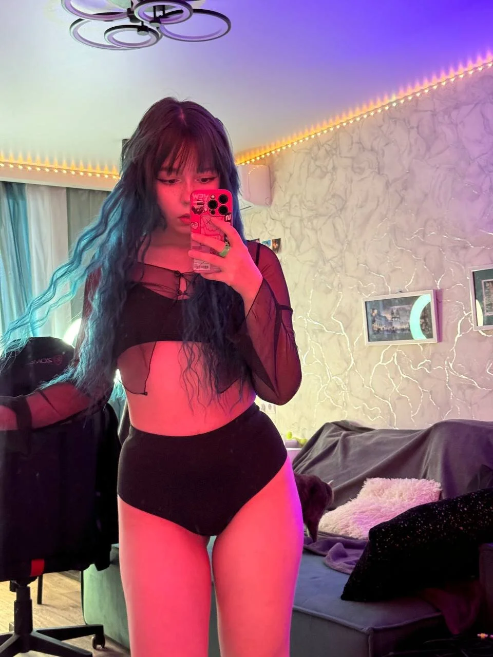 XXX Porn Photo of Nude 812sunflowerinahat 19