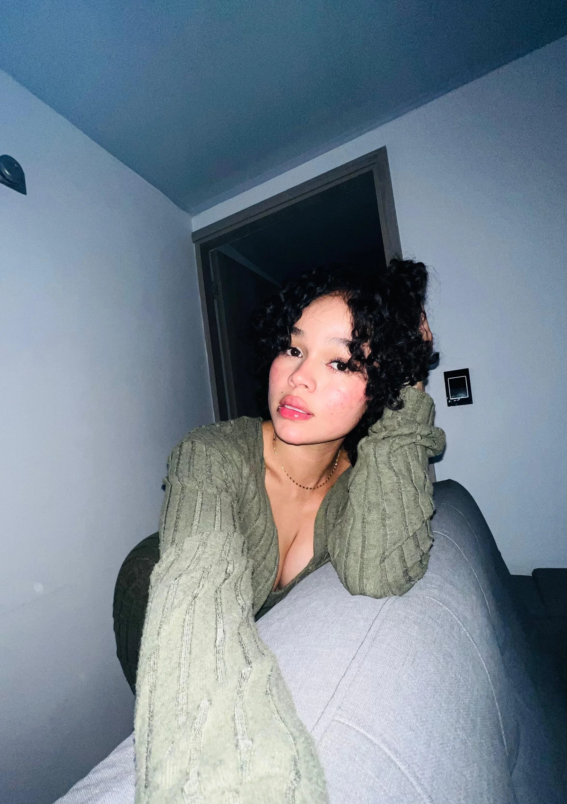 XXX Porn Photo of Nude izzyvega__ 16