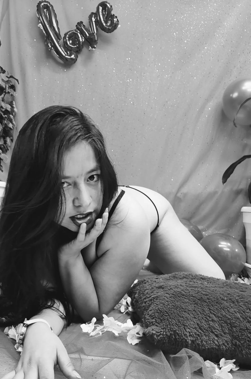 XXX Porn Photo of Nude monick_hot 11