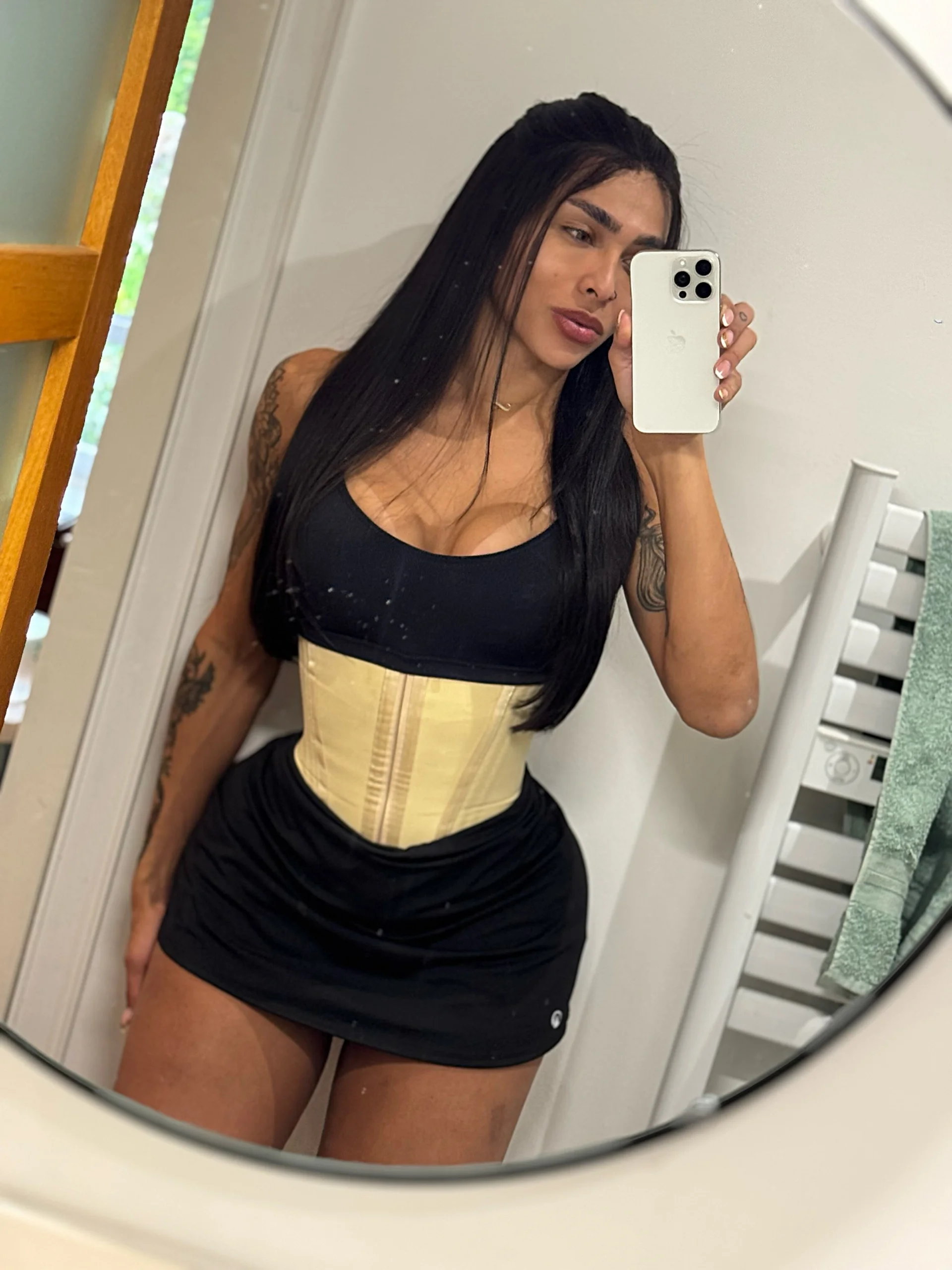 XXX Porn Photo of Nude TsActrizPorn 6