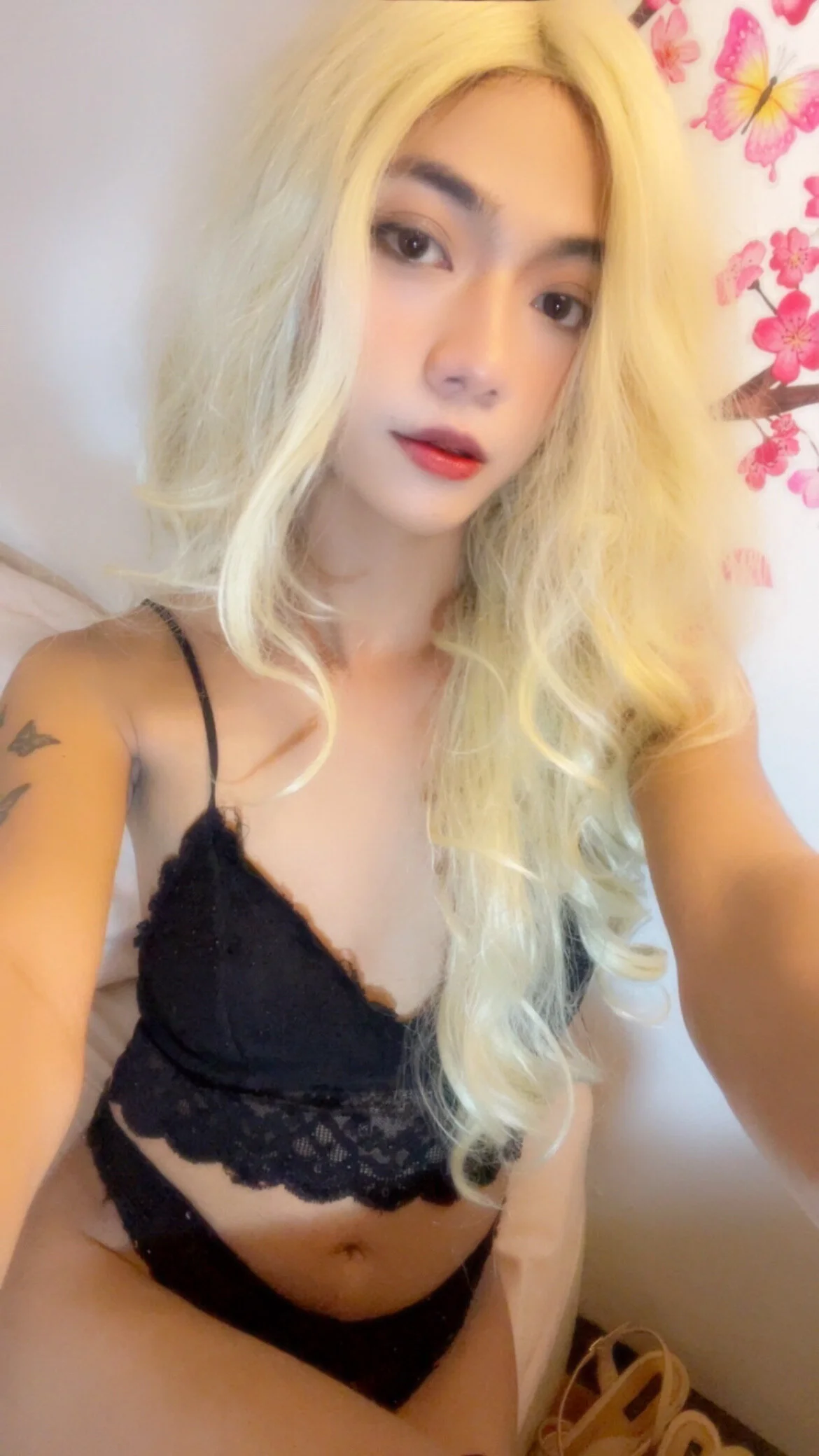 XXX Porn Photo of Nude slimladyxoxo 4