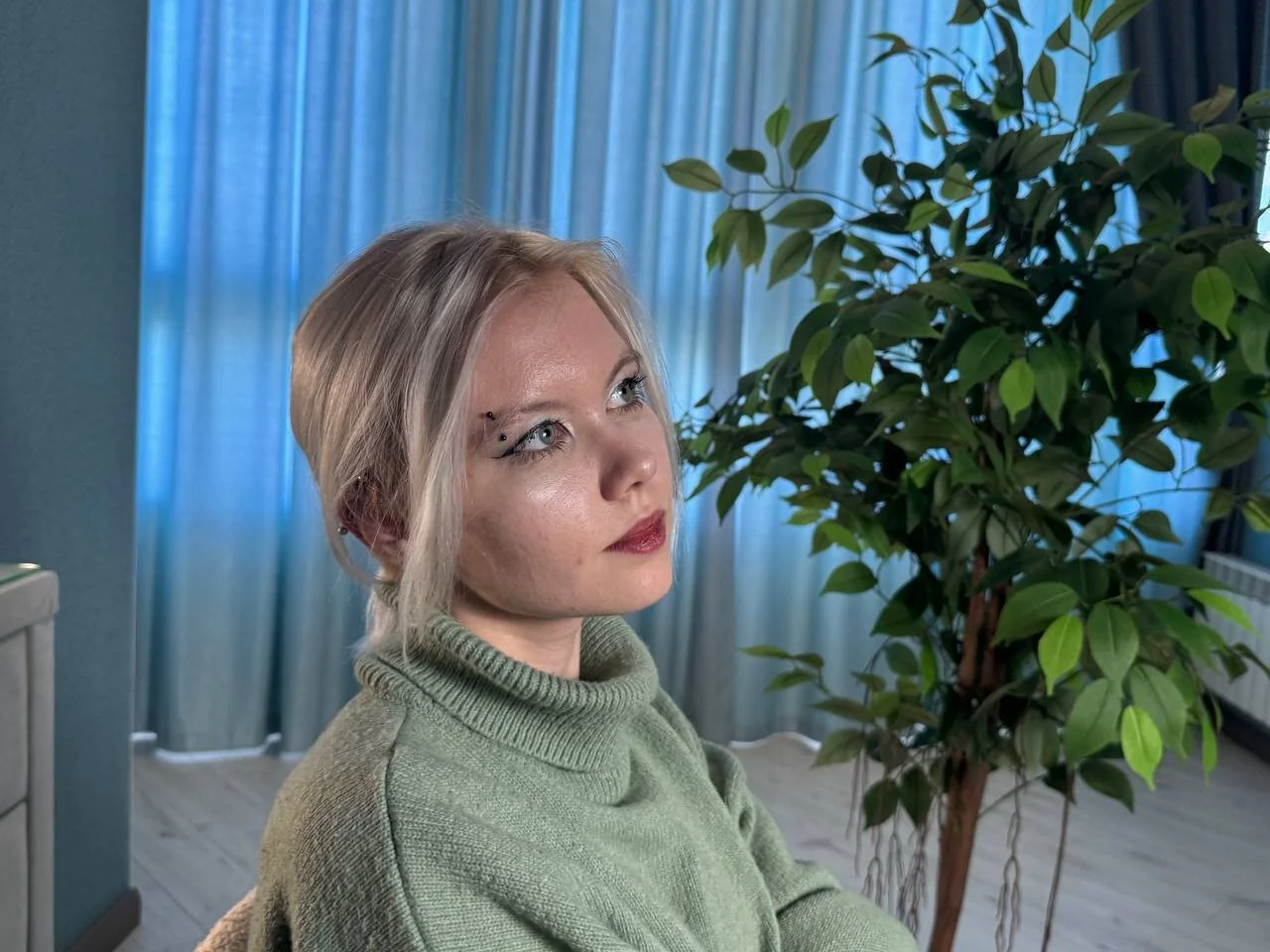 XXX Porn Photo of Nude GoldenLenarz 2