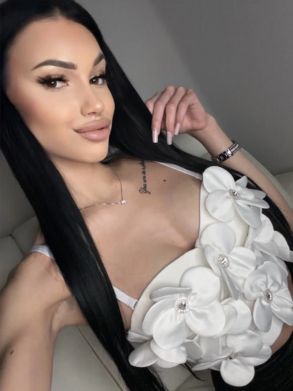 XXX Porn Photo of Nude ilariea_girl 11