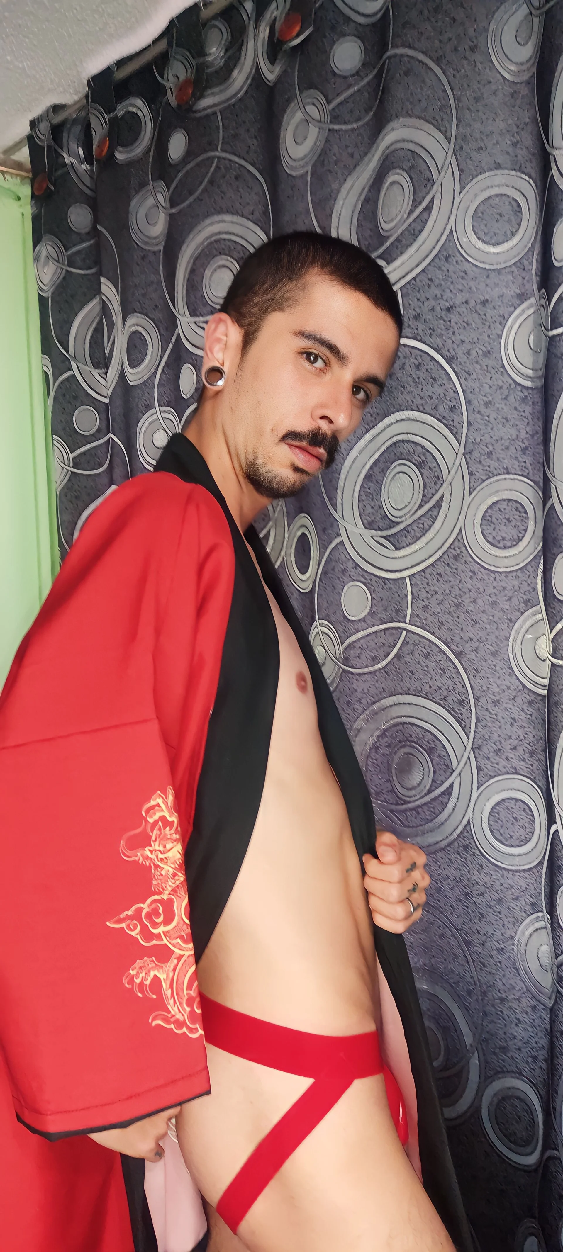 XXX Porn Photo of Nude Aaron_BigDickxxx 5