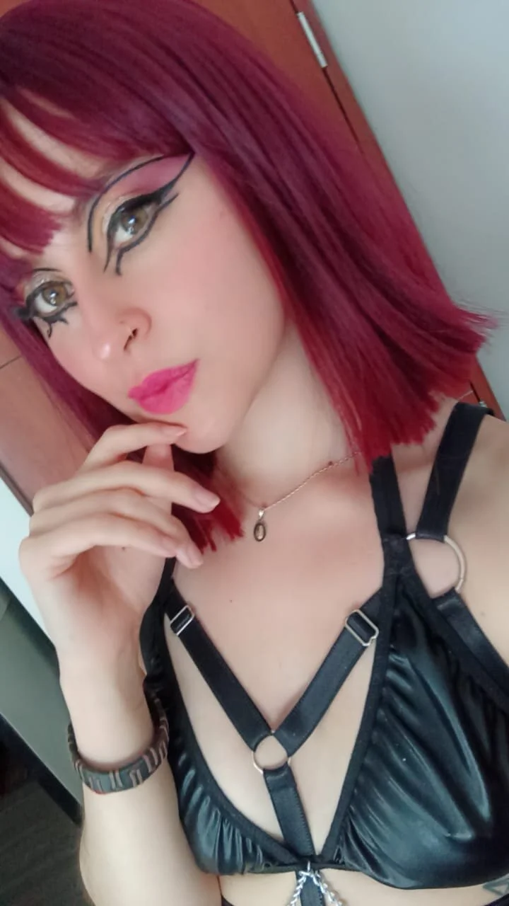 XXX Porn Photo of Nude Juls_winter_ 4