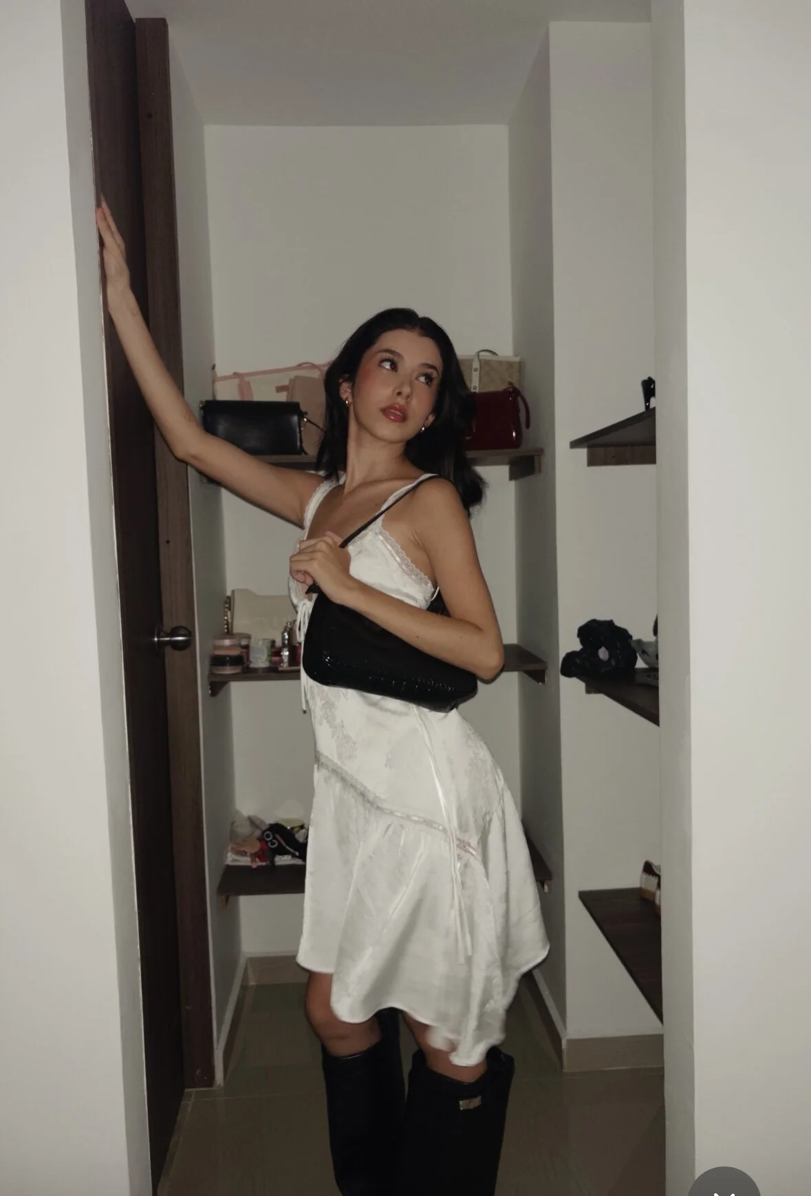 XXX Porn Photo of Nude imrose_mar1423 16