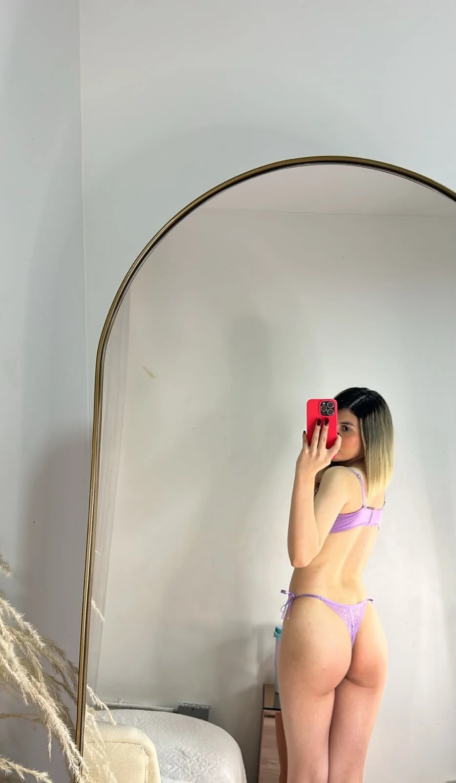XXX Porn Photo of Nude Abby_rosset 15