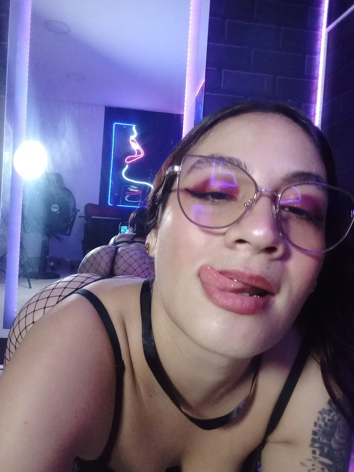 XXX Porn Photo of Nude violett_collins_ 1