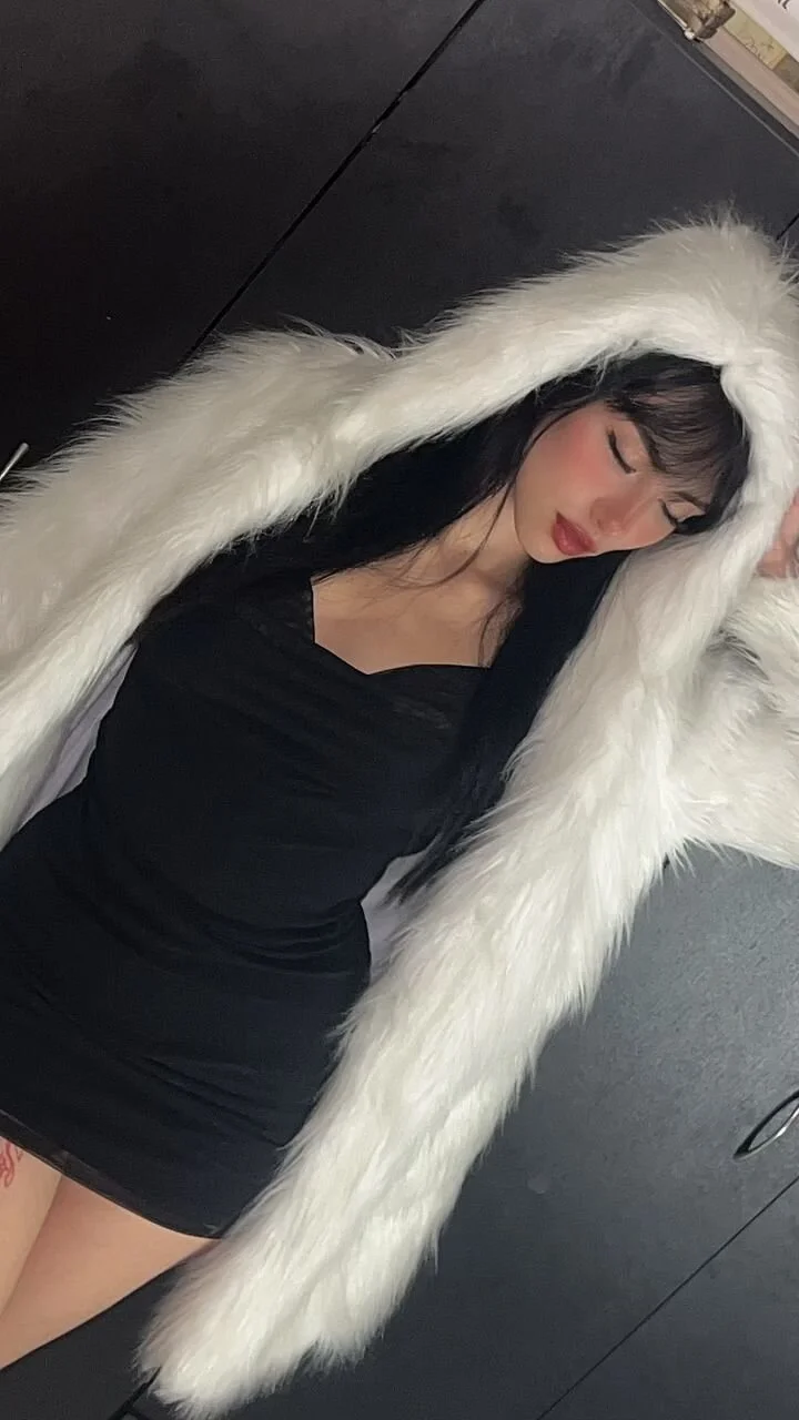 XXX Porn Photo of Nude emily_kate_ 6