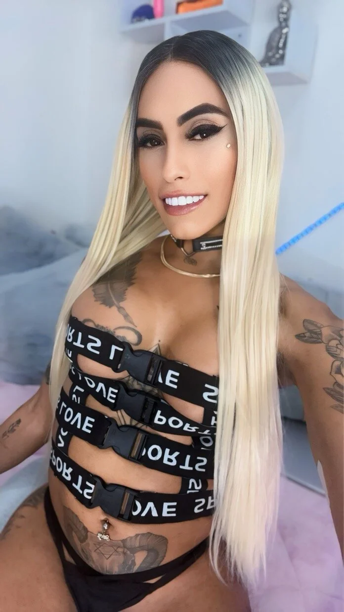 XXX Porn Photo of Nude Nella_Dolls 1