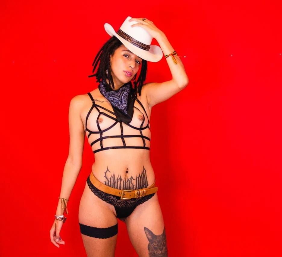 XXX Porn Photo of Nude ORIANNA_BODMOD 4