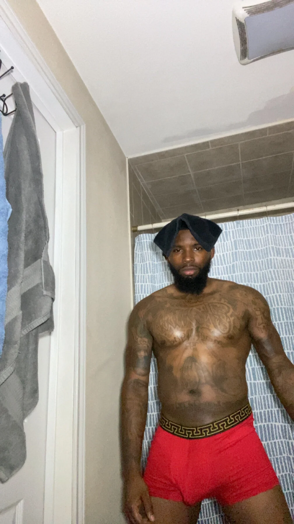 XXX Porn Photo of Nude StandOnthatboy 8