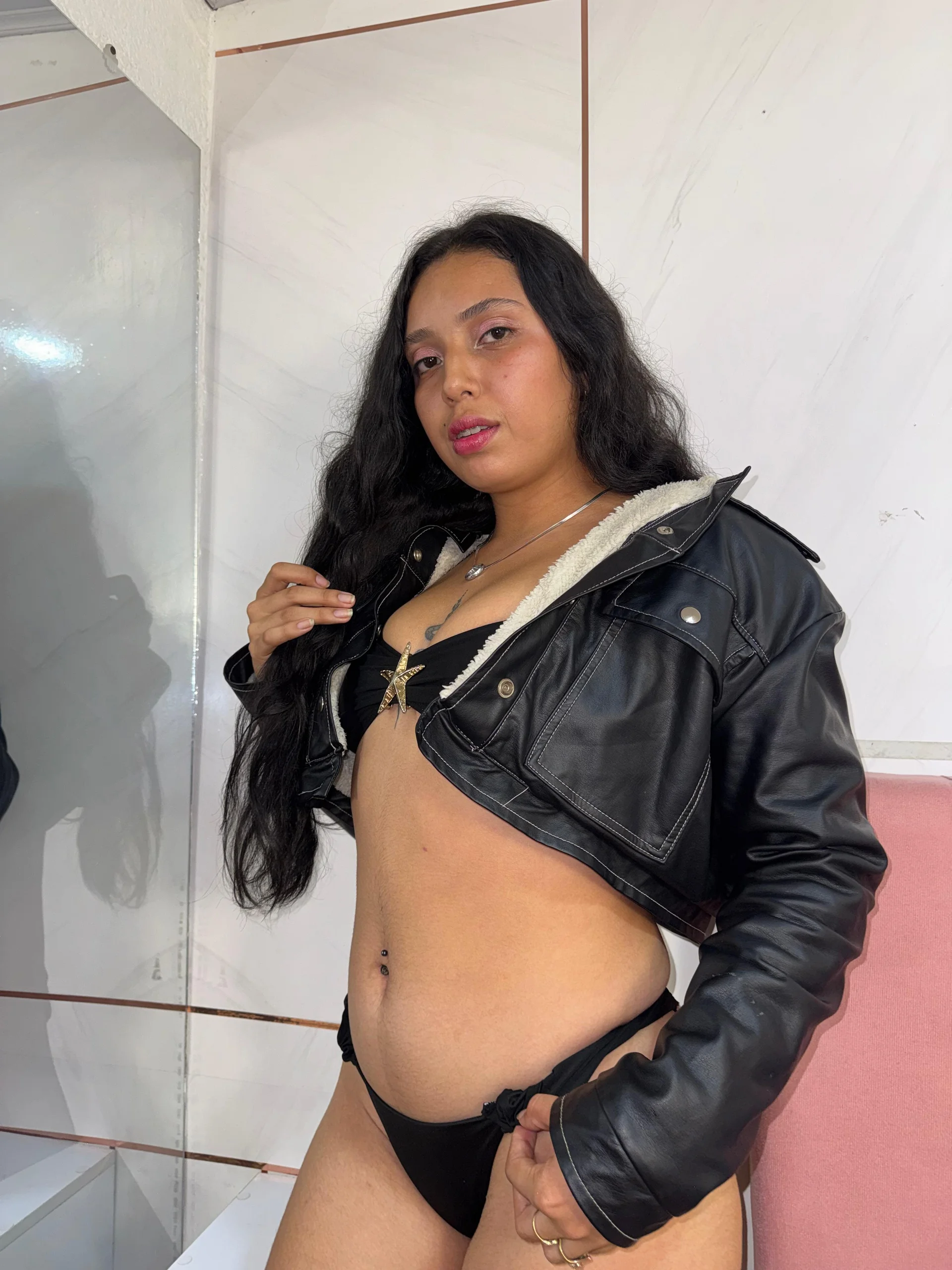XXX Porn Photo of Nude jade_roux 3