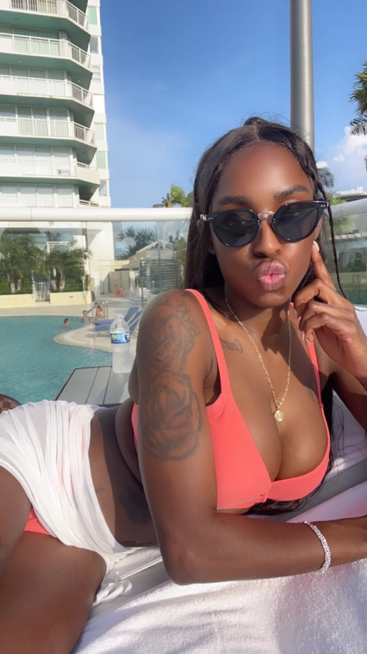 XXX Porn Photo of Nude Princessvocals 2