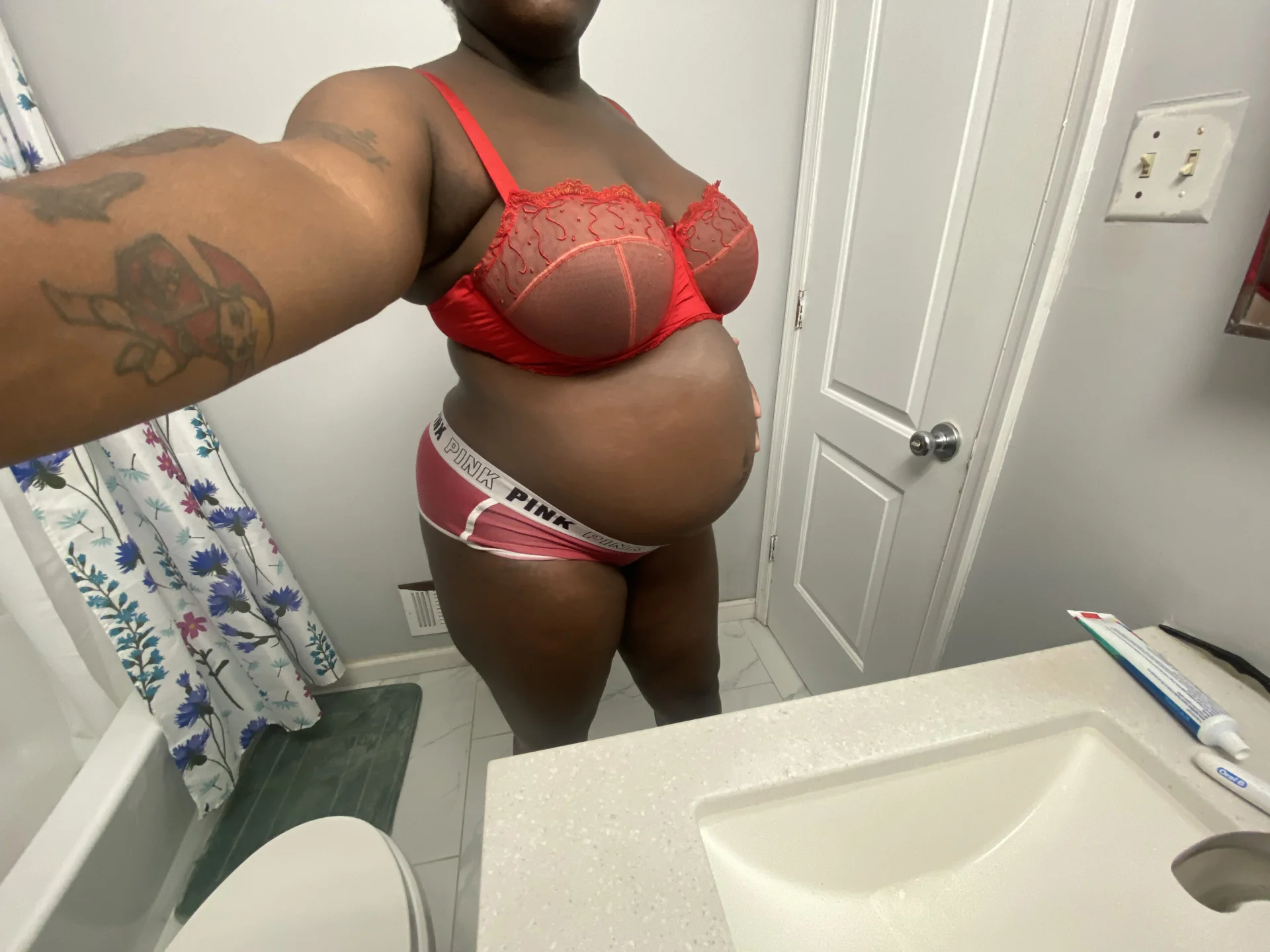 XXX Porn Photo of Nude fantasygyal 7