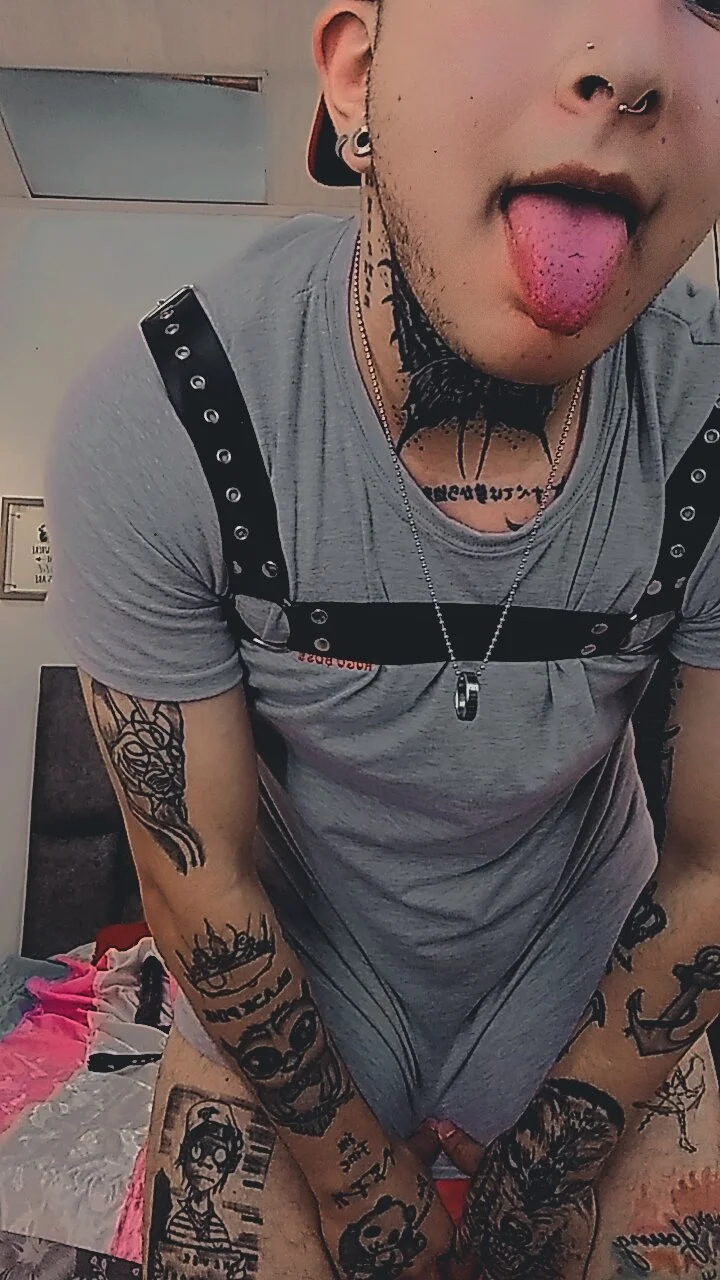 XXX Porn Photo of Nude princeFtm 16