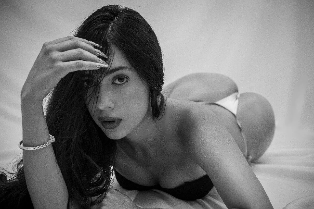 XXX Porn Photo of Nude angelYtonnyy 13