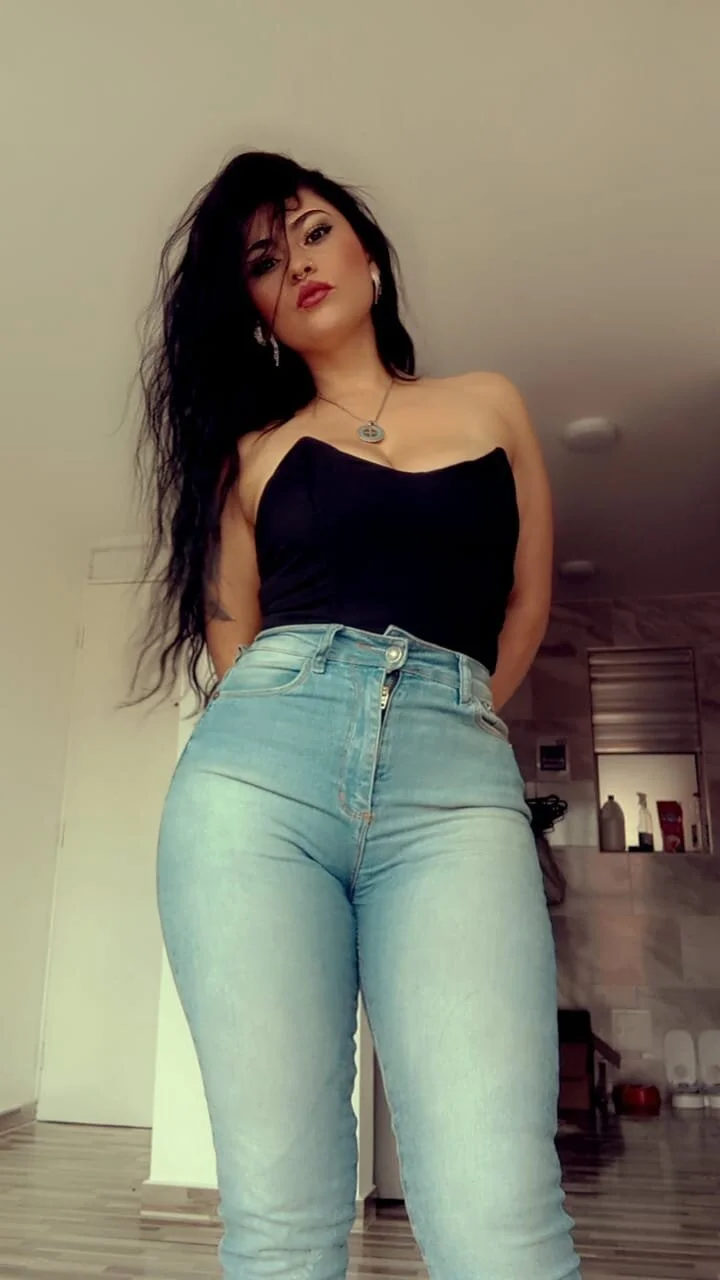 XXX Porn Photo of Nude clara_luna 1