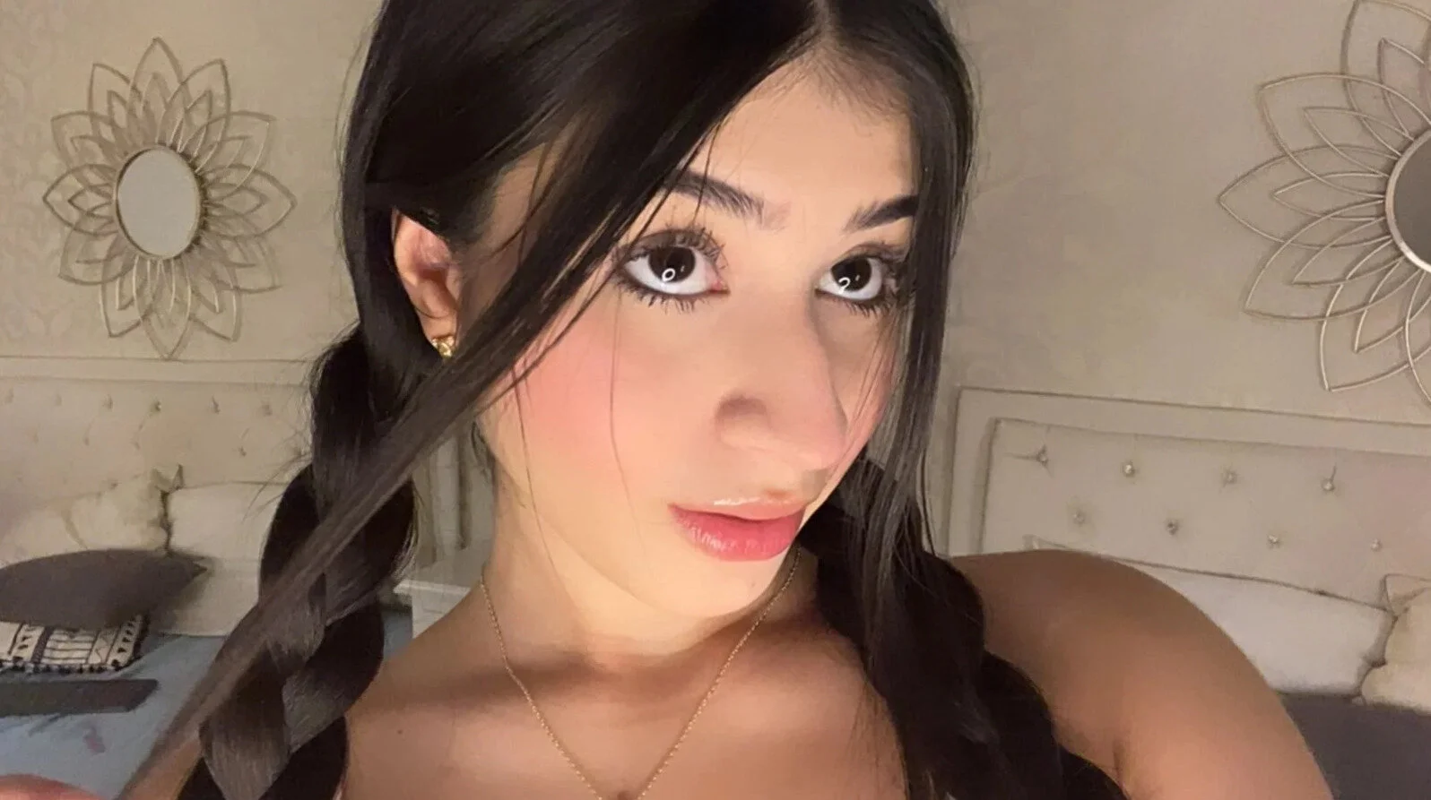 XXX Porn Photo of Nude camile_carter 126