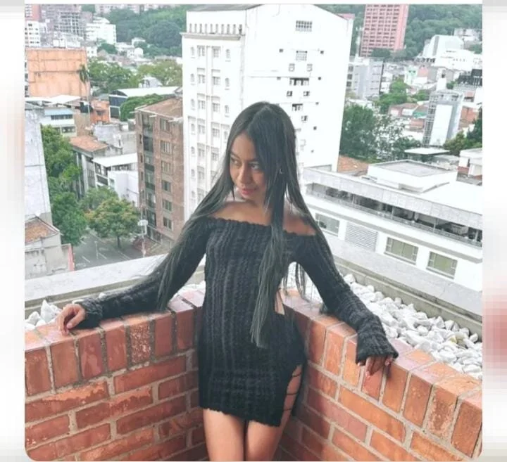 XXX Porn Photo of Nude SkinnyLindah 3