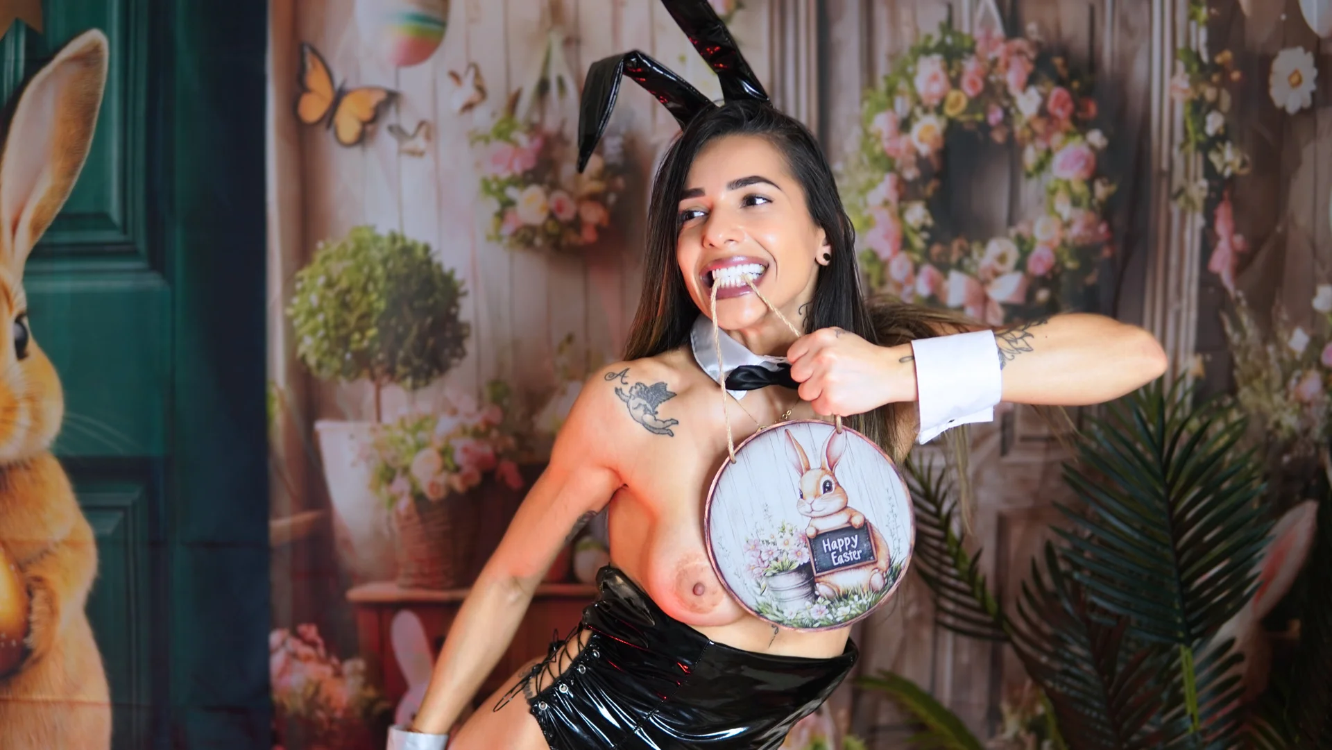 XXX Porn Photo of Nude PlayfulShow 546
