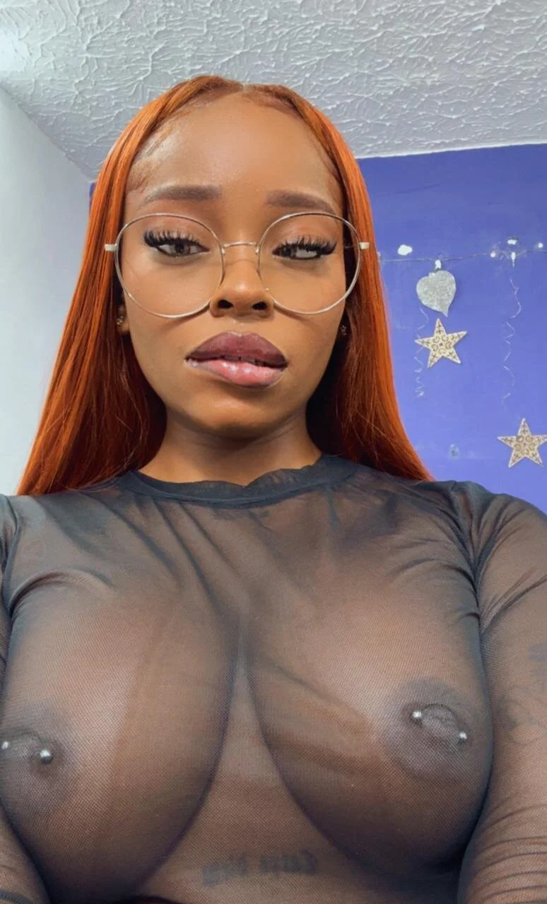XXX Porn Photo of Nude ShantalGomes 6