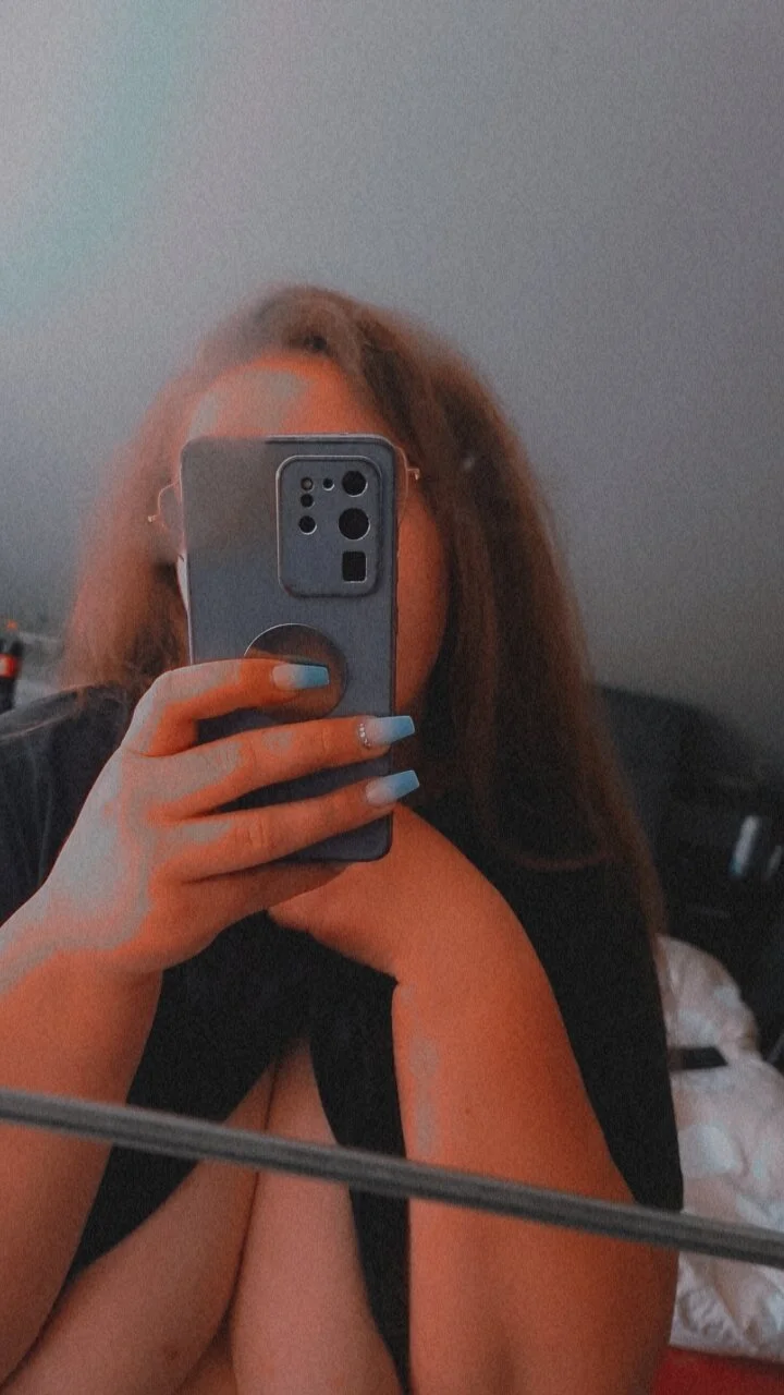 XXX Porn Photo of Nude _Julie_x 5