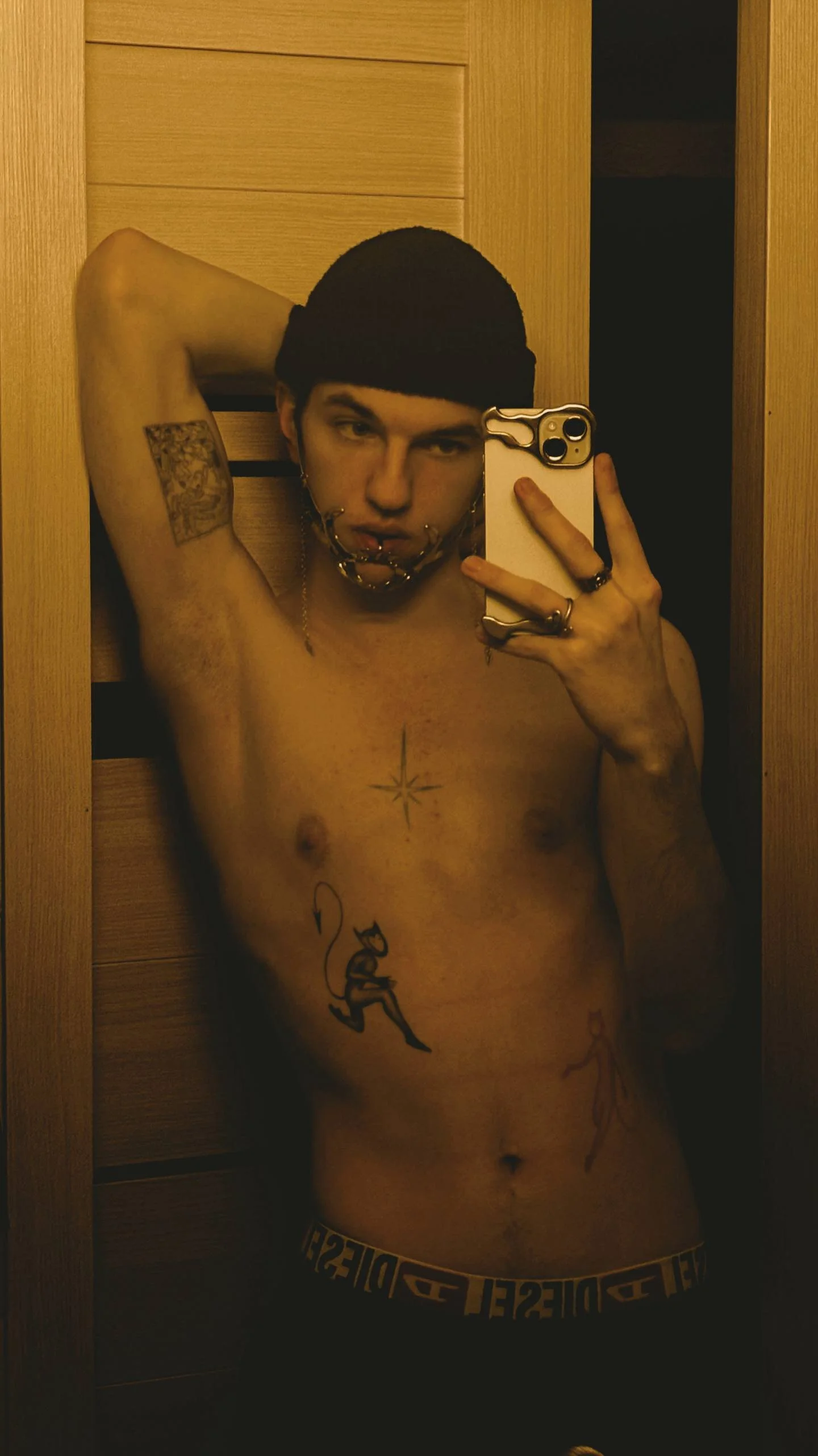 XXX Porn Photo of Nude itsyanbb 5