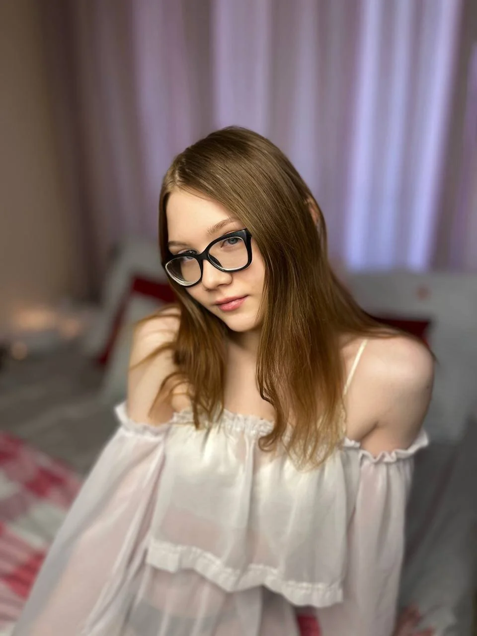 XXX Porn Photo of Nude luv_tessa 2