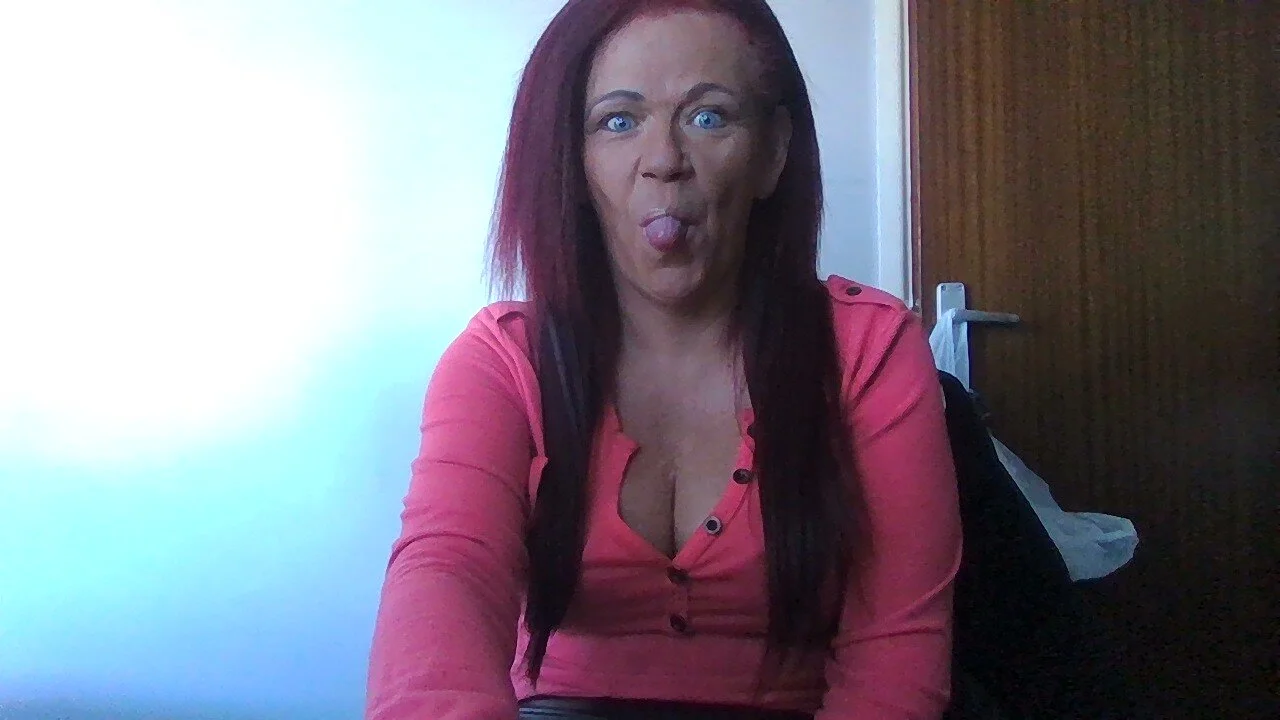 XXX Porn Photo of Nude Busty-Belfast-Irish-Girl 8