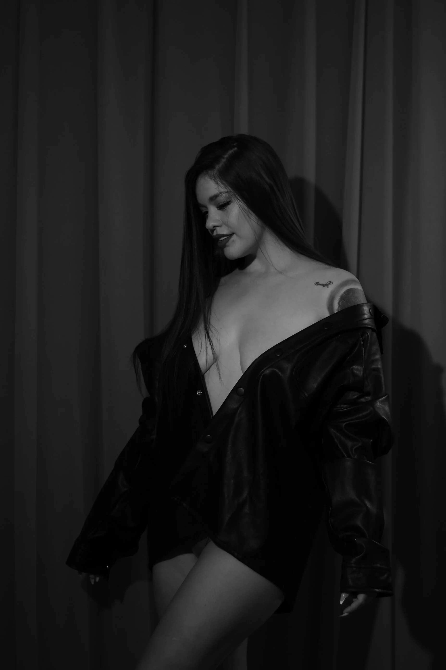 XXX Porn Photo of Nude Valeri_Martin 25