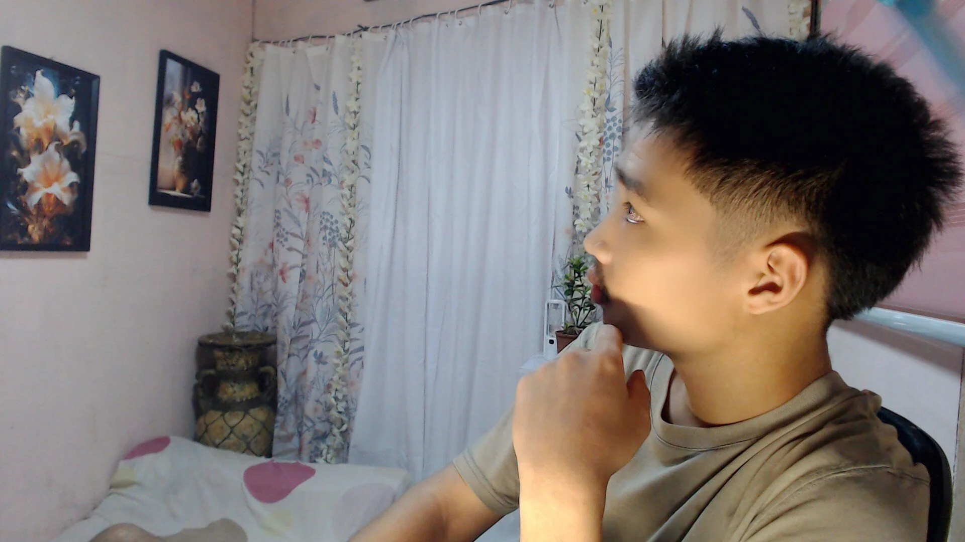 XXX Porn Photo of Nude Urtwinkjinwoo 2