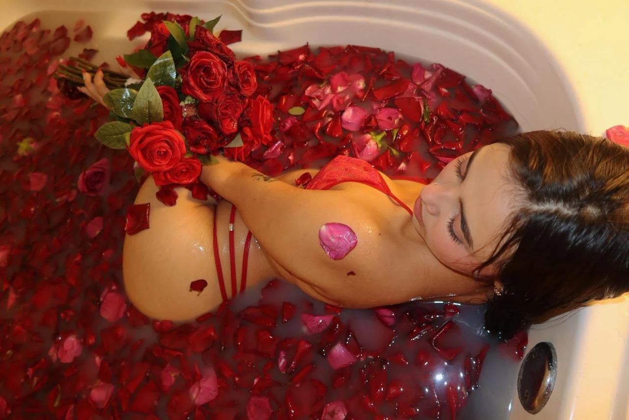 XXX Porn Photo of Nude zharaa_fox 15
